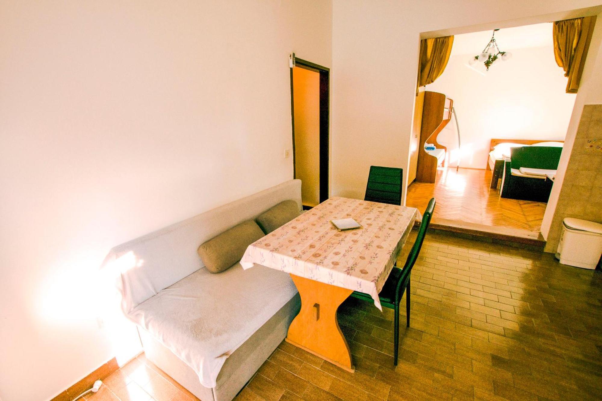 Apartment Marin Ткон Екстериор снимка