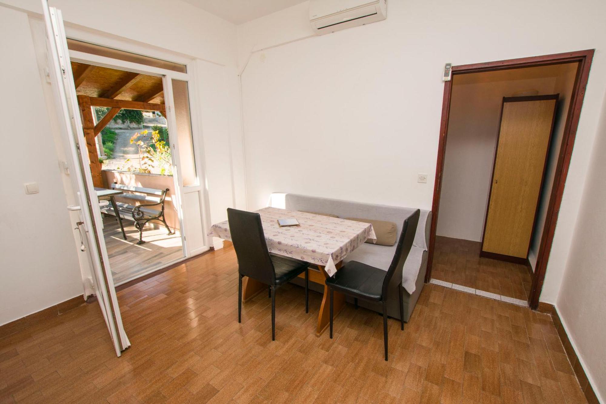 Apartment Marin Ткон Екстериор снимка