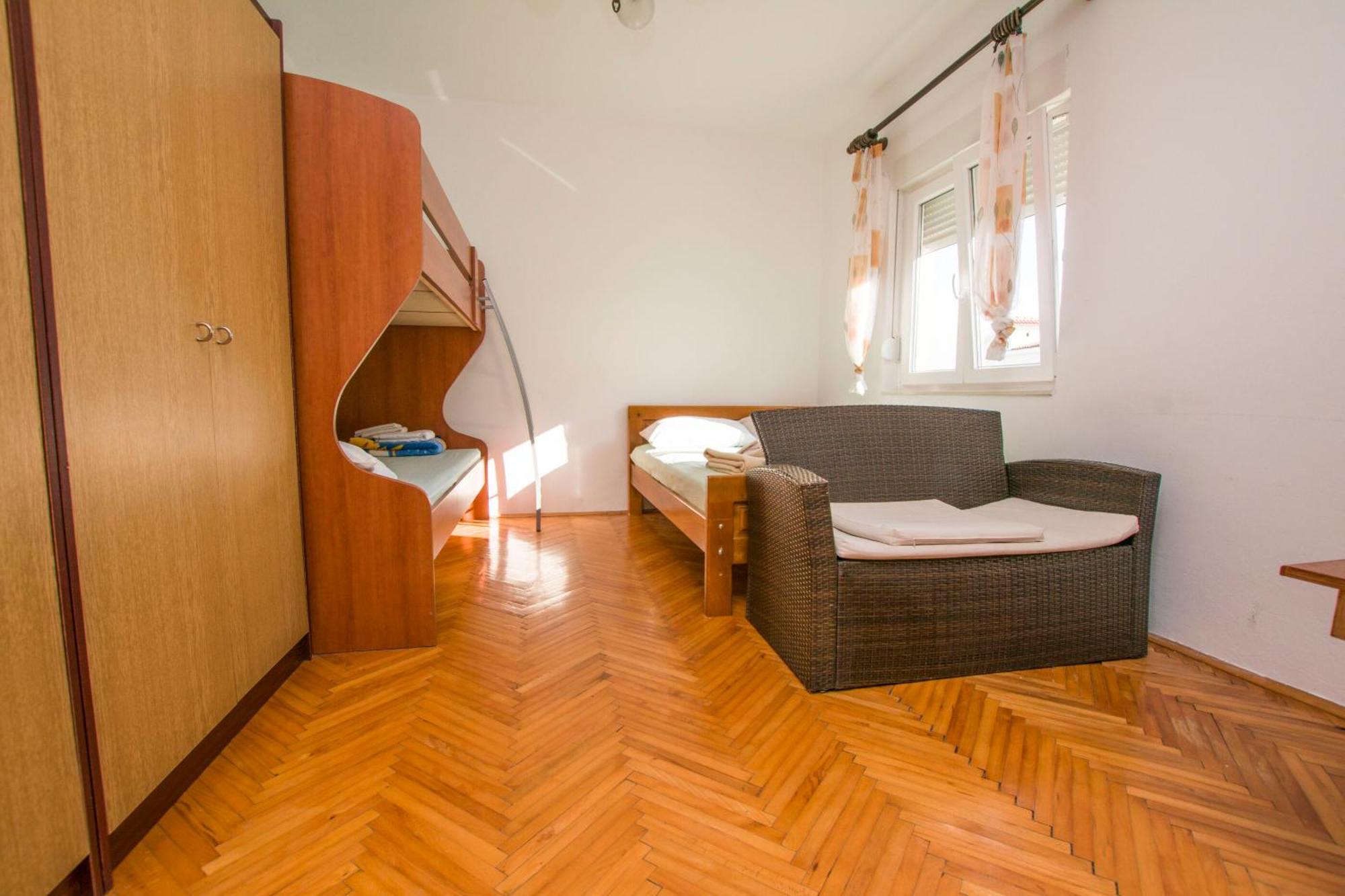 Apartment Marin Ткон Екстериор снимка