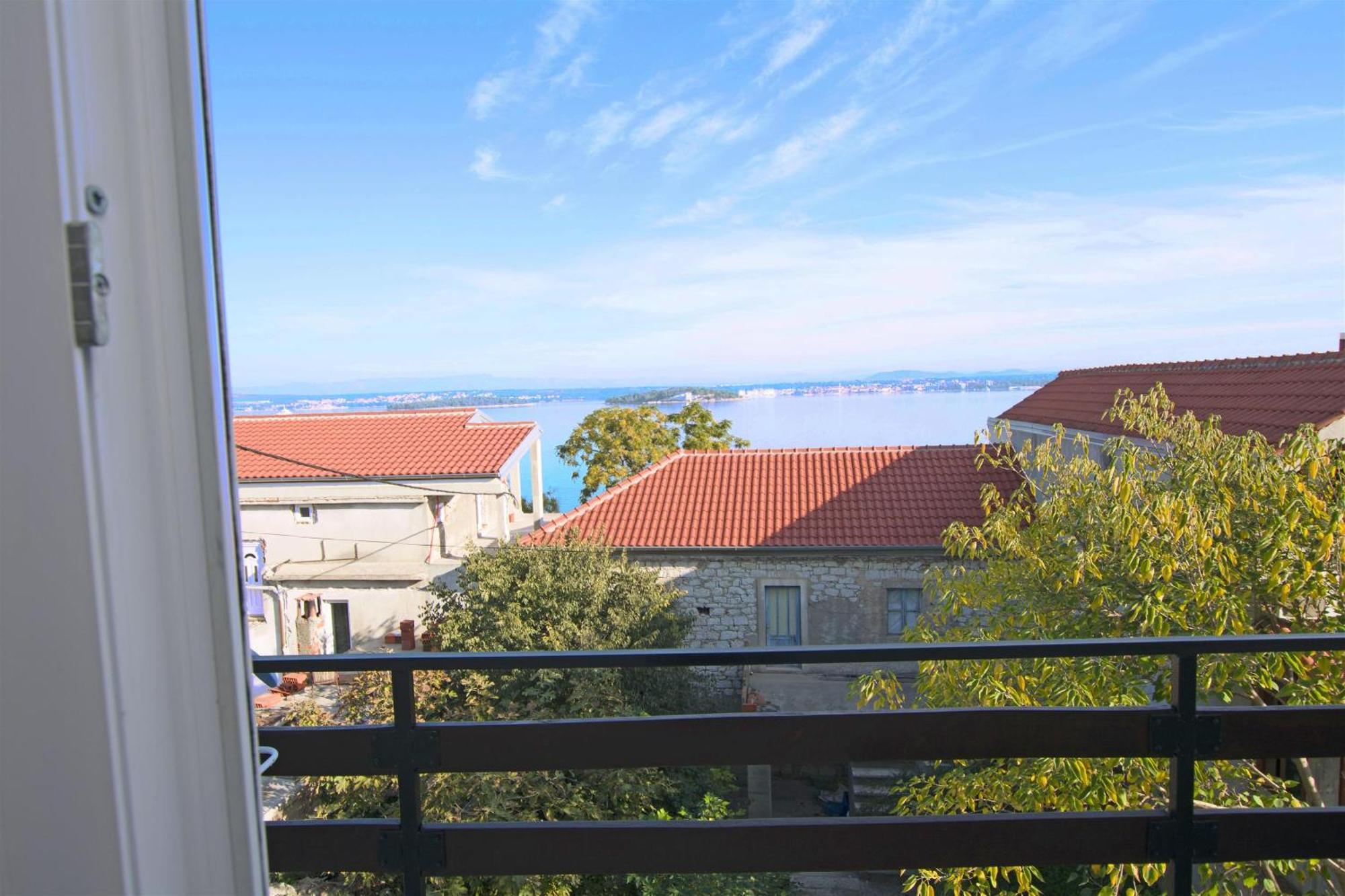 Apartment Marin Ткон Екстериор снимка
